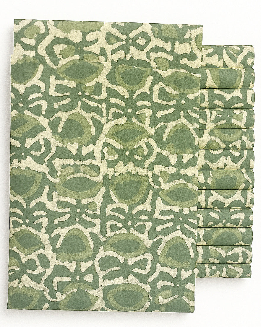 LIGHT GREEN AND GREEN FIGURES ON CREAM