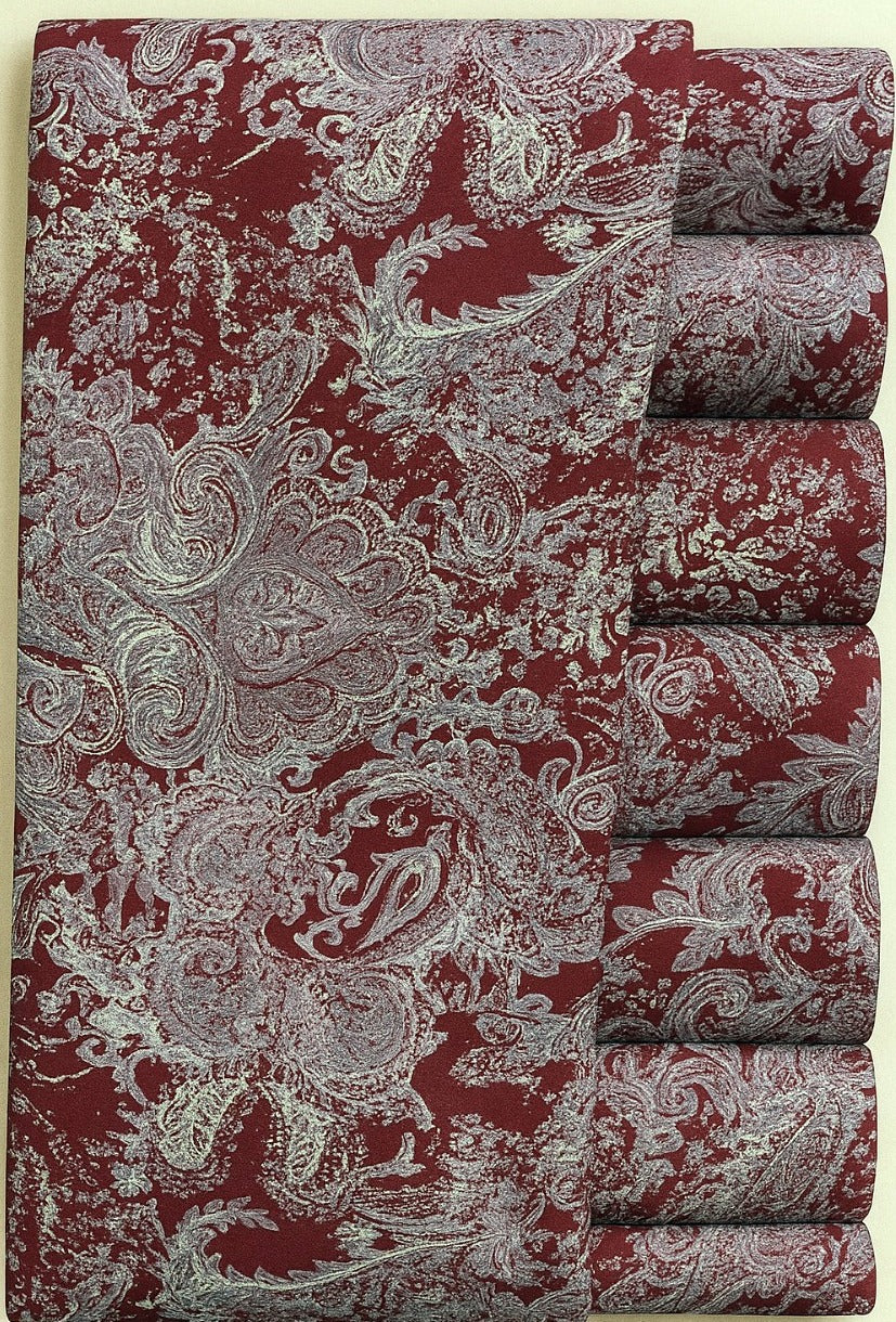 CREAM FLORAL ON MAROON